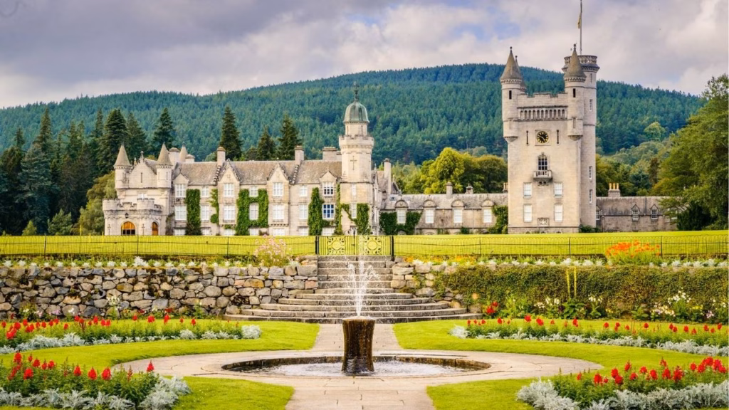 Château de Balmoral : visite, billets, horaires et conseils pour découvrir la résidence royale en Écosse 12 château de balmoral